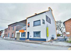 Maison 3 ch avec superbe potentiel !