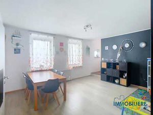 Immeuble de commerce et d'habitation idéalement situé à Flér