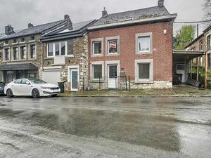 Unifamiliale 4 chambres  terrasse et jardin.
