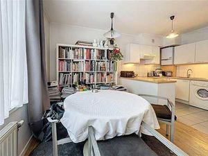 Bel appartement (PEB C) de une chambre + parking possible