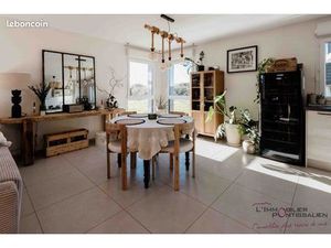 Château 4 pièces 90 m²