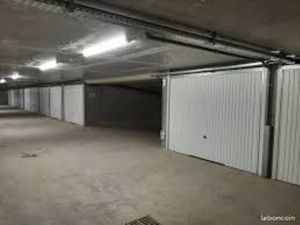 Vend garage box de 14m2
