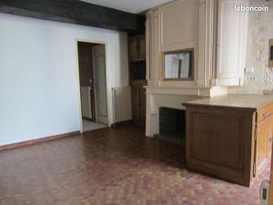 Studio 28m² Montargis centre