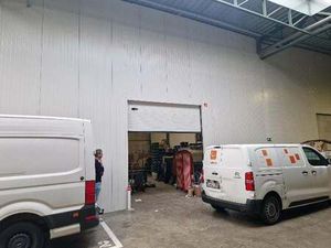 Bien professionnel à louer à Deurne € 1.000 (LI7BZ) - Oreon Properties Herentals | Zimmo