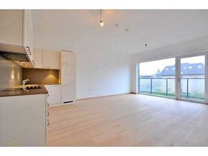 Appartement de service avec 1 chambre à coucher près du c...