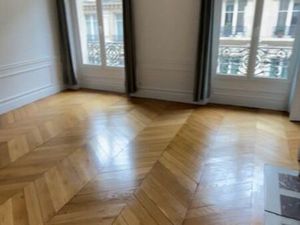 Bureaux - Co-working à louer – 80 m² lumineux – Rue des Martyrs (75009)