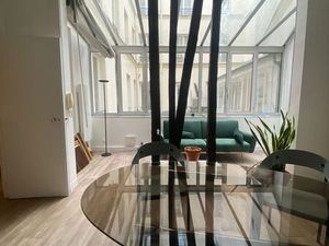 Bureaux à louer avec salle de réunion sous verrière- 80m2 / Paris 9ème