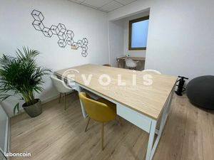 Bureaux 70 m²