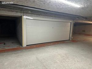 A vendre Double box parking fermé