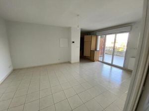 A LOUER L'ISLE D'ABEAU - 3 VALLONS