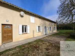 SAINT ETIENNE DES FOUGERES  location maison T4 avec 3 chamb