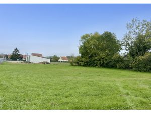 TERRAIN A BÂTIR 1000 m2 18 km VICHY