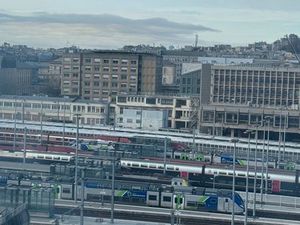 À vendre : Chambre 6 m² – Paris Gare du Nord (à 1 minute de la gare)