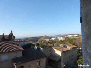 A louer appartement Duplex 3 pièces de 48 m2 à Villeneuve de berg