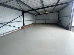 Garage 90m2 centre ville