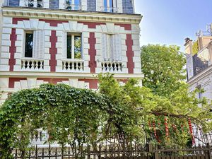 A vendre à Paris 16ème  hôtel particulier de 300 m²  6 chamb