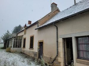 Maison de campagne à vendre 4 pièces AINAY LE CHATEAU (03 ALLIER )