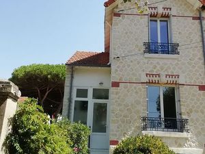50M de la plage: maison meublée  3 chambres  jardin