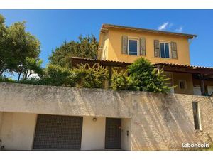 Maison 5 pièces 200 m²