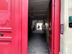 Loft très calme + souplex rdc sur cour privée