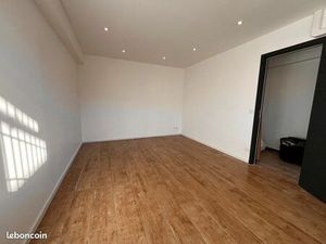 Local/ bureau Antibes toutes activités