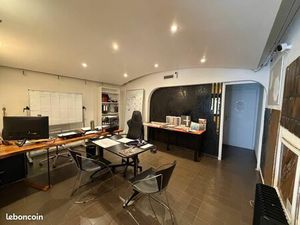 Local bureaux 103 m²