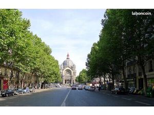 Local commercial 159 m² PARIS