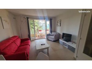 Appartement F1 / grand studio