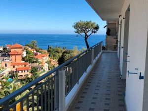 T4 avec grande terrase  vue mer et proche Monaco et plages