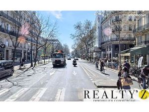 Local commercial 143 m²