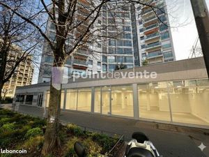 Local commercial 520 m²