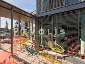Bureaux 629 m²