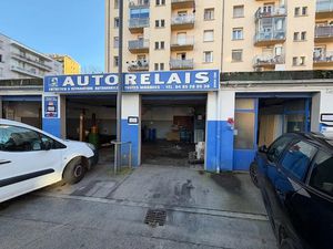 Vente locaux professionnels 86 m² à Ajaccio (20000)  148 000 €