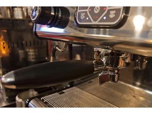 Vente locaux professionnels 160 m² à Chartres (28000)  308 000 €