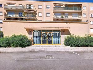 Vente locaux professionnels 5 pièces 167 m² à Frejus (83600)  346 000 €