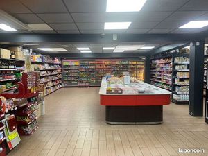 Local commercial 360 m² PARIS