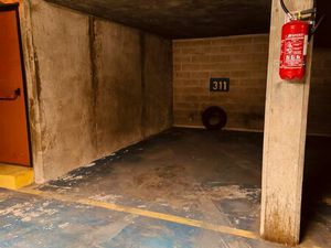 Place parking XXL – Résidence moderne – Volontaires / Lecourbe