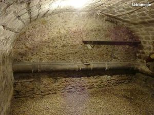 Location cave Paris 17e