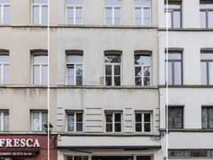 St Gilles Place Loix/Berckmans  immeuble 3 unités + commerce