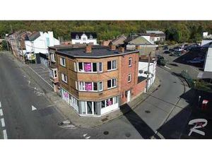 IMMEUBLES DE 4 APPARTEMENTS + 2 GARAGES