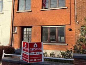 MAISON RENOVEE  3 CHAMBRES  JARDIN