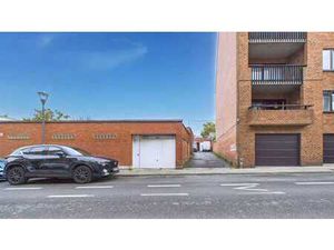 Jette - Vaste entrepôt polyvalent