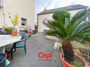 Vente immeuble 7 pièces 152 m² à Montluçon (03100)  137 000 €