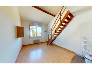 Location appartement  m² T-2 à Revigny-sur-Ornain  335 €