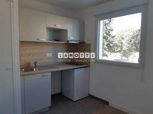 Location Appartement T1 à Nantes (44000) : à louer T1 / 34m² Nantes