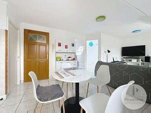 Location Appartement 2 pièces à Questembert (56230) : à louer 2 pièces / 35m² Questembert