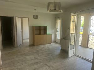 Location appartement 2 pièces 42.28 m² à Charolles (71120)  530 €