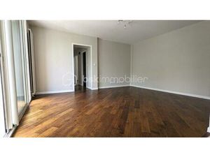 BEL APPARTEMENT ENTIEREMENT RENOVE T4 BORDEAUX CAUDERAN