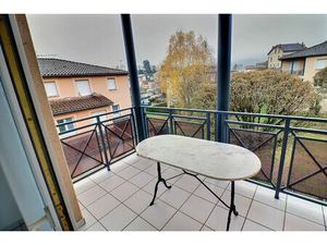 T3 avec terrasse  proche centre-ville de Figeac