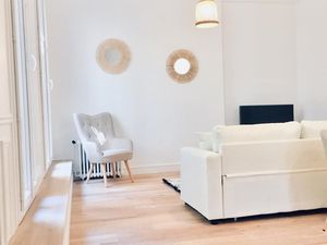 Paris16e - 42 m2 / 2 pièces Meublé